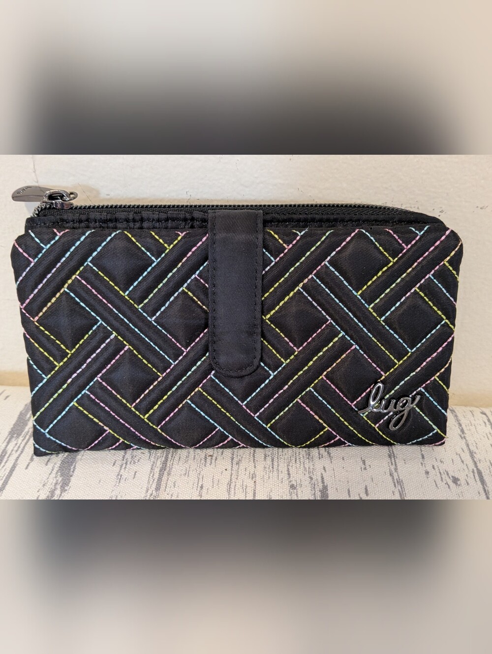 Lug Tram RFID Black Ice Pop Wallet Like New
